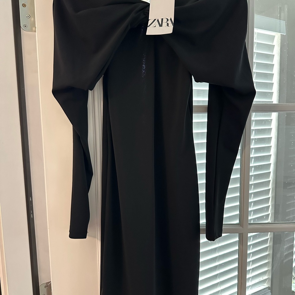 Zara Women's Black Long Sleeve Dress